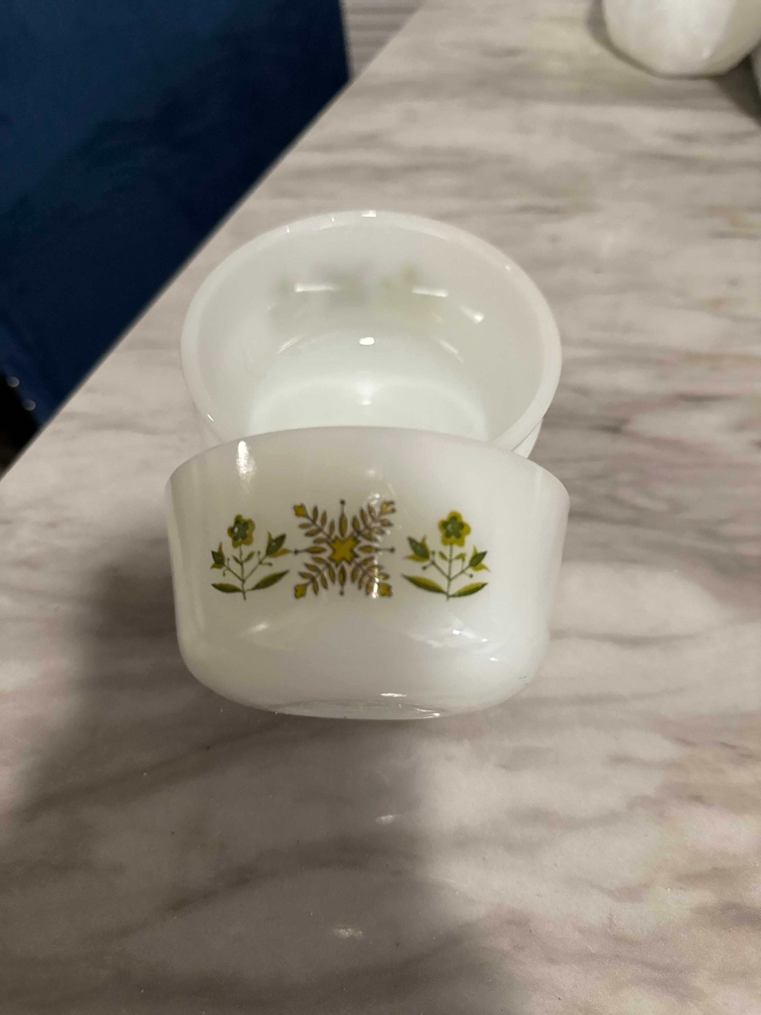 (3)VTG Fire King Anchor Hocking Meadow Green Custard Cup Ramekin Bowl Milk Glass
