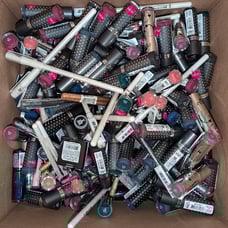 WHOLESALE LOT OF 100 HARD CANDY ASSORTED COSMETICS BRAND NEW & SEALED