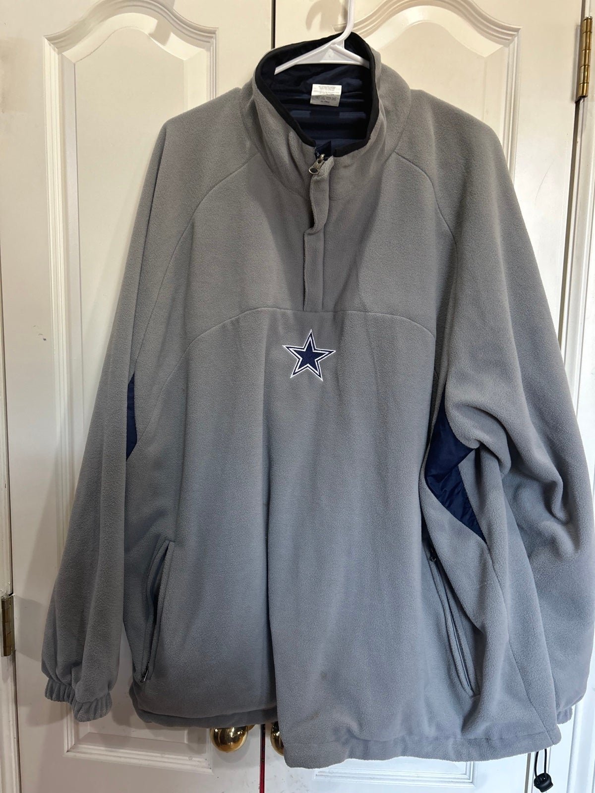Dallas cowboys men 2XL reversible windbreaker jacket