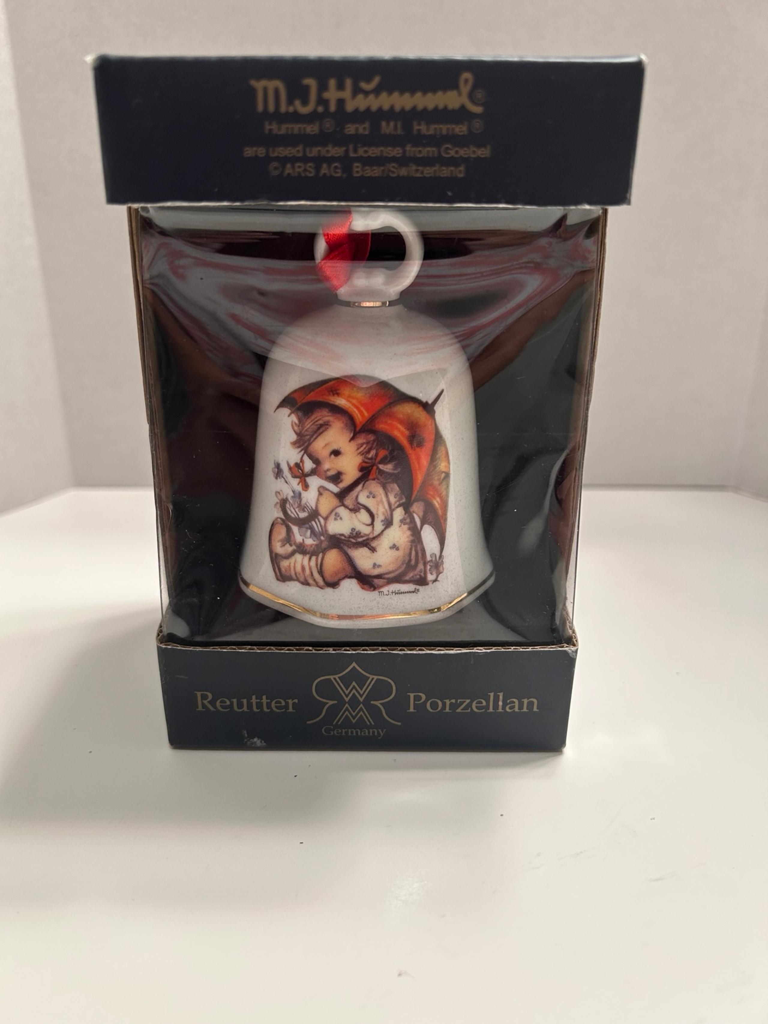 NIB HUMMELL UMBRELLA GIRL BELL REUTTER PROZELLAN GERMANY