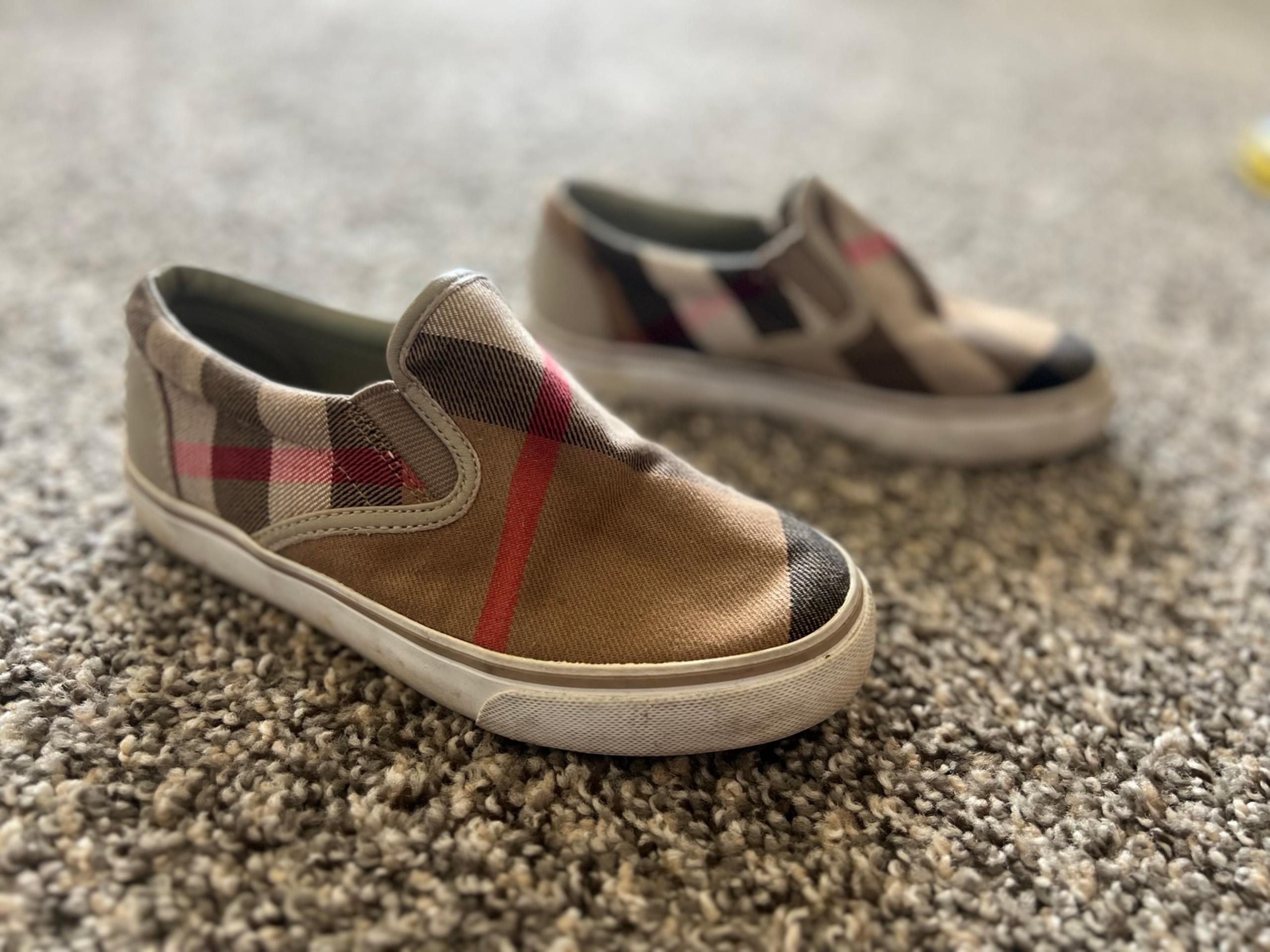 Preowned Burberry