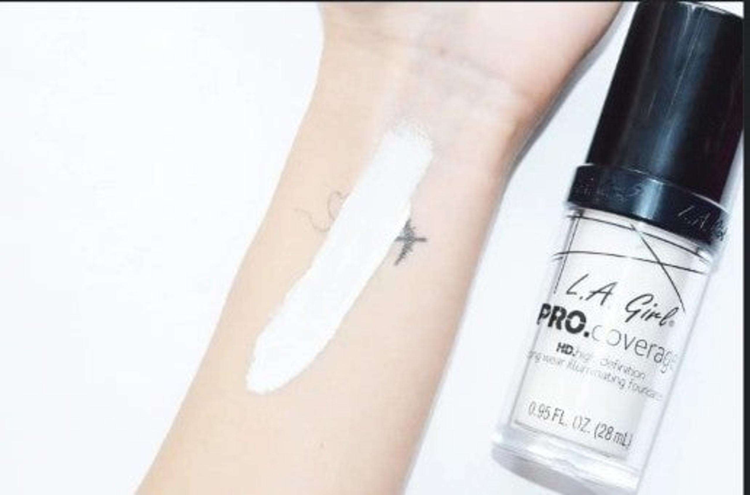 ♥︎L.A. Girl White♥︎