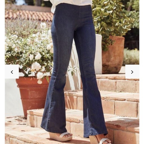 FREE PEOPLE Penny Pull-On Flare Jeans Size 26
