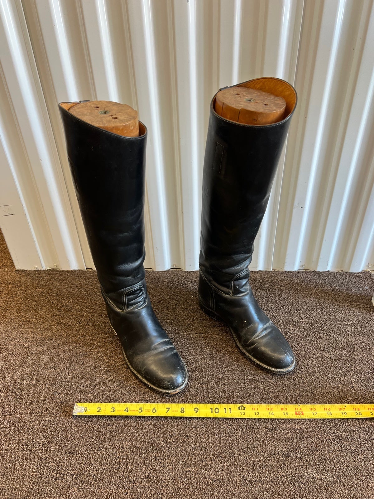 Victoria 20th Century English De PInna Leather Riding Boots and Custom Trees