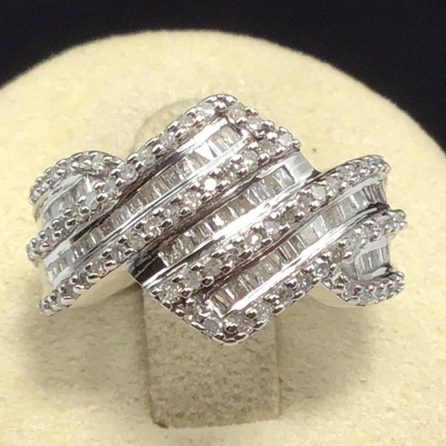Sterling Silver Diamond Ring 7.75cts Size 7 Certificate Of Authenticity