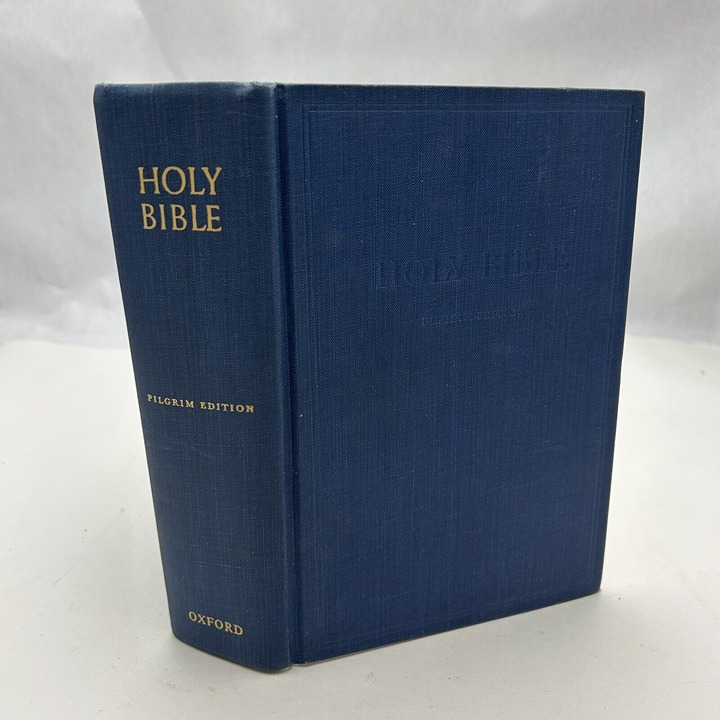 Holy Bible Pilgrim Edition [hardcover] E. Schuyler English [Jan 01, 1952]