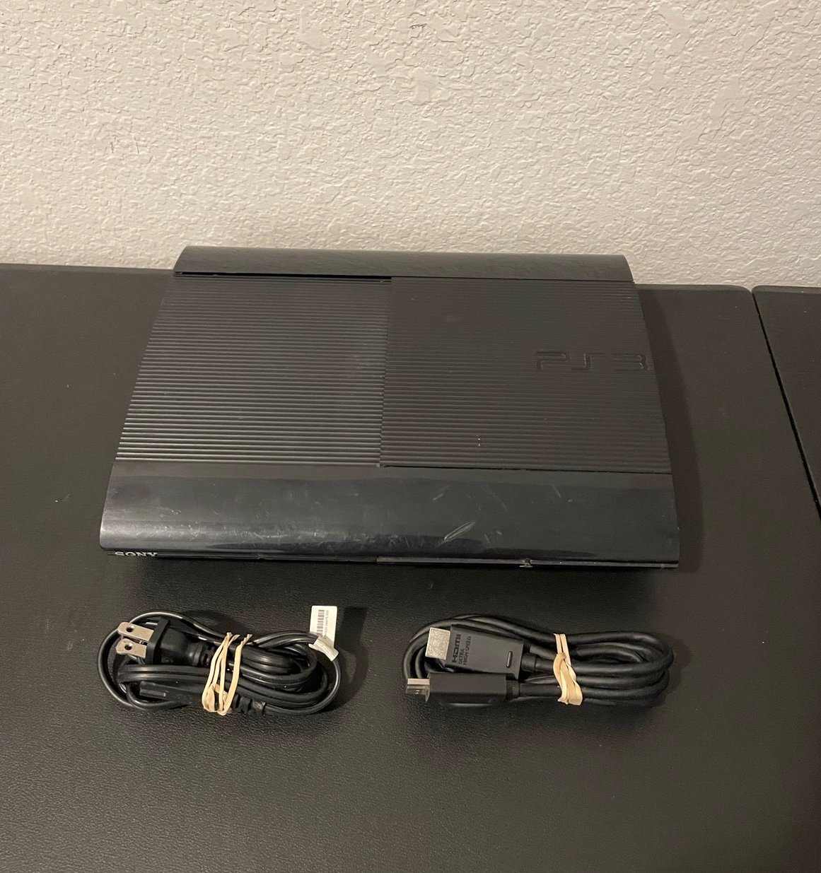 Super Slim PlayStation 3 PS3 250GB