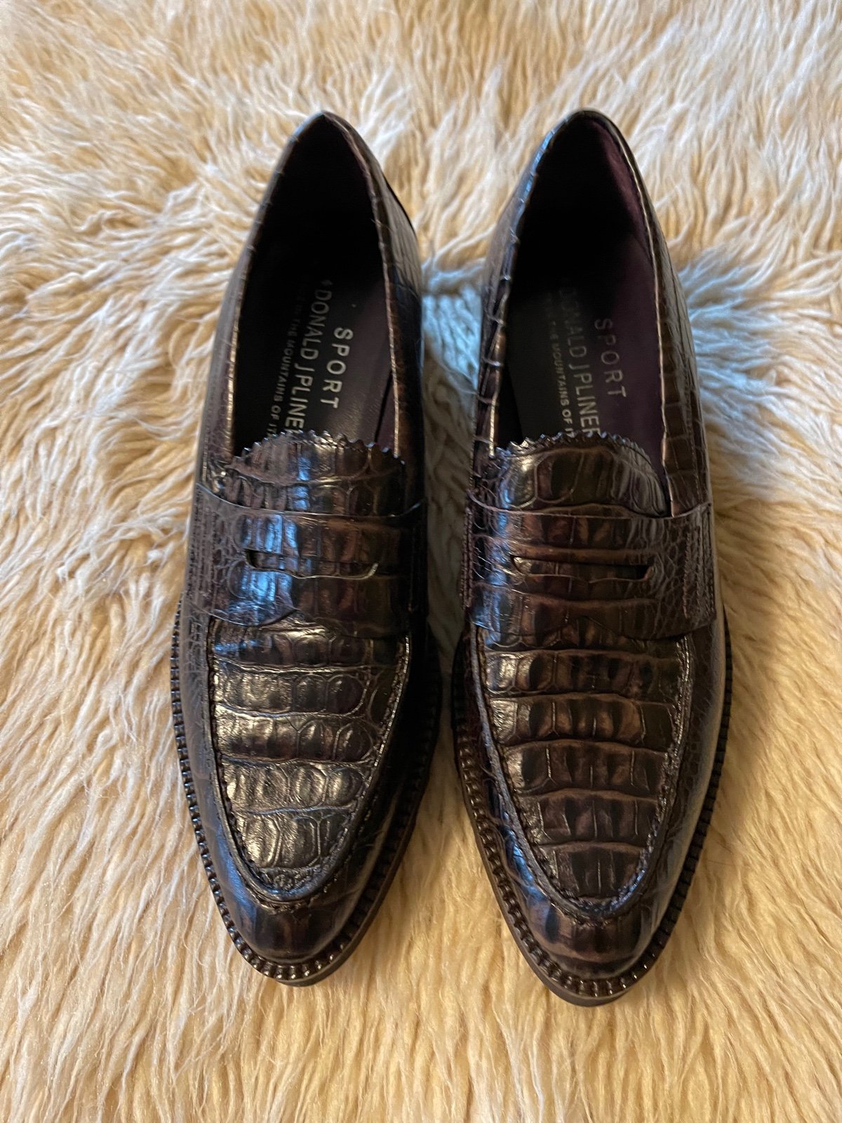Donald Pliner Ladies’ Size 8.5 Loafers NWT