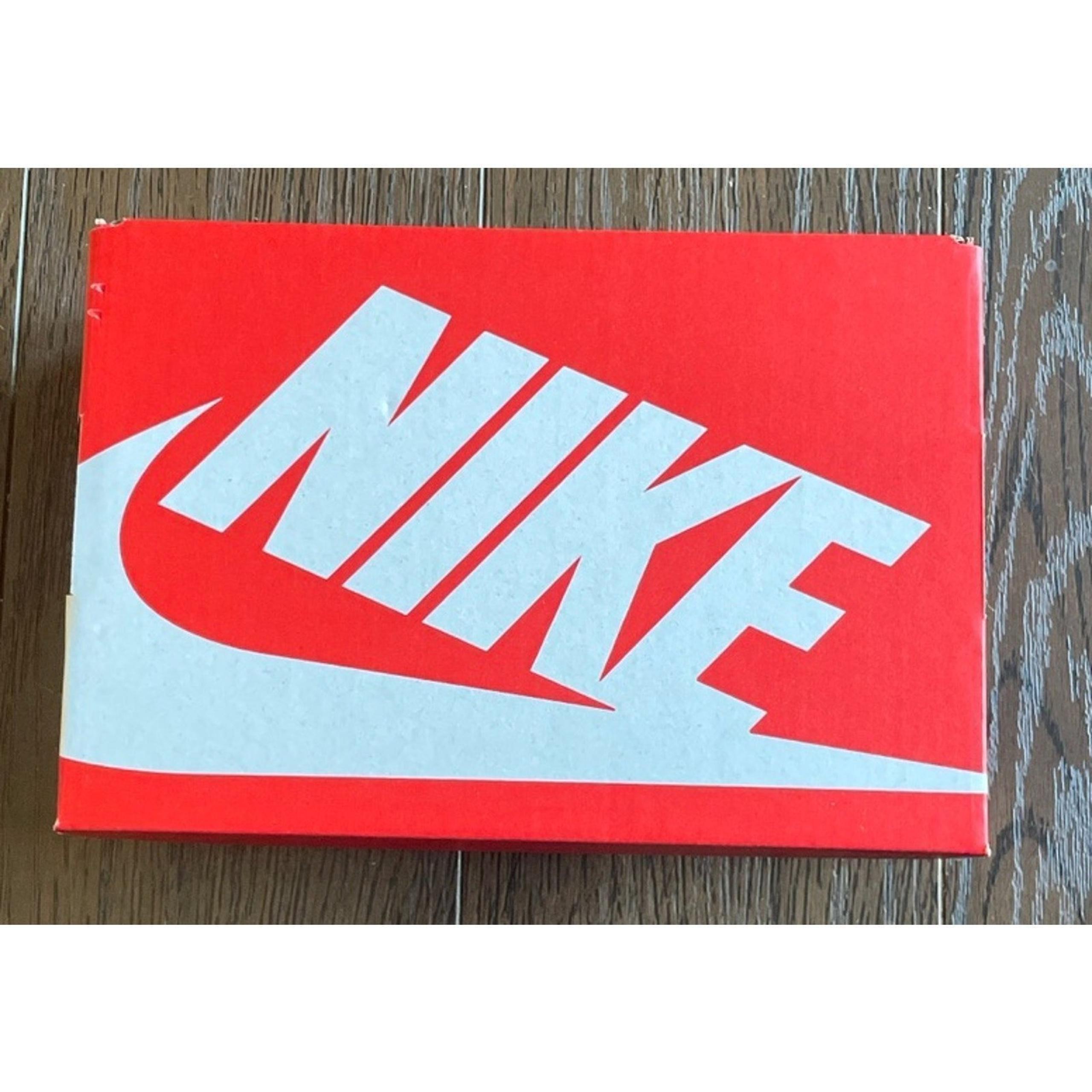 Nike empty shoe box