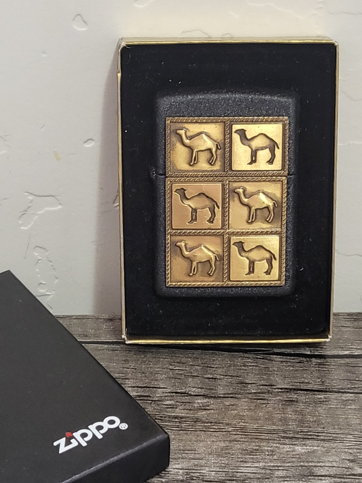Camel The Herd 6 Pack Brass & Black Crackle Zippo Lighter AG