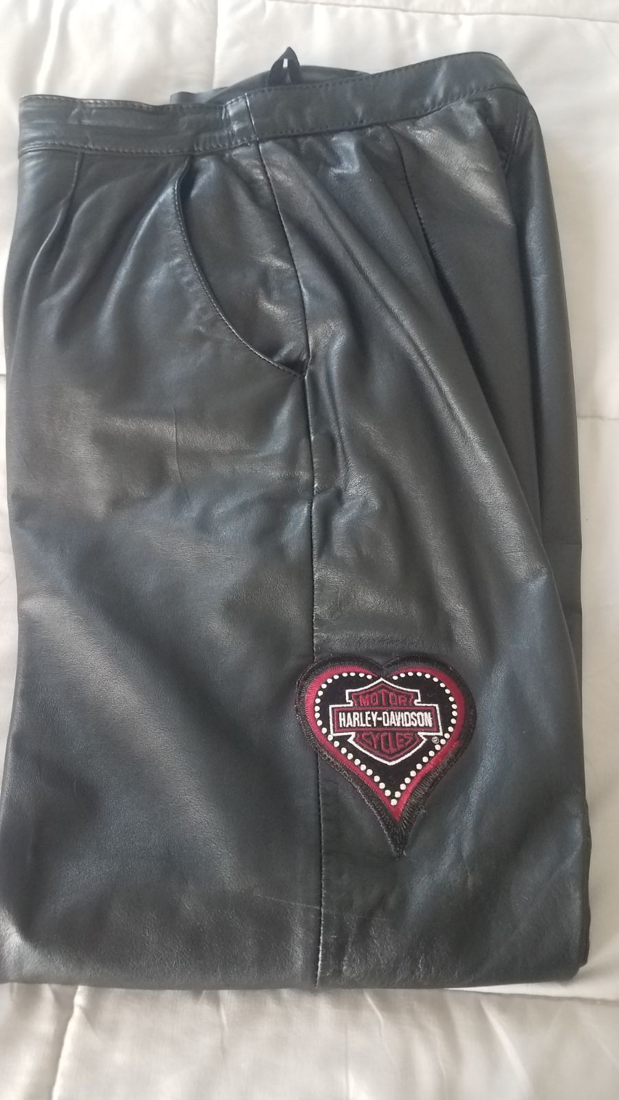 Genuine leather pants lined size 8 run s