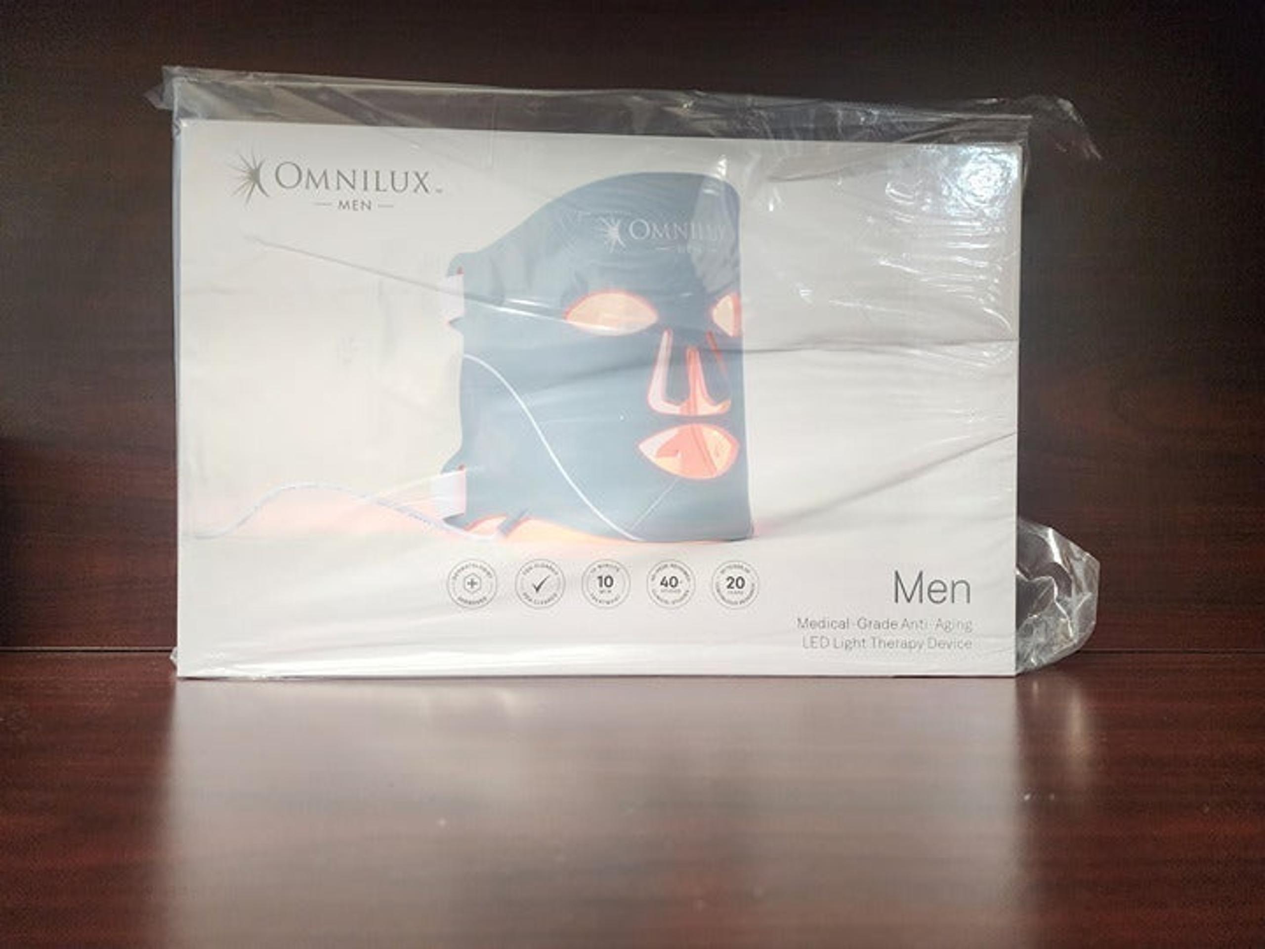 Omnilux Contour MEN Face Mask