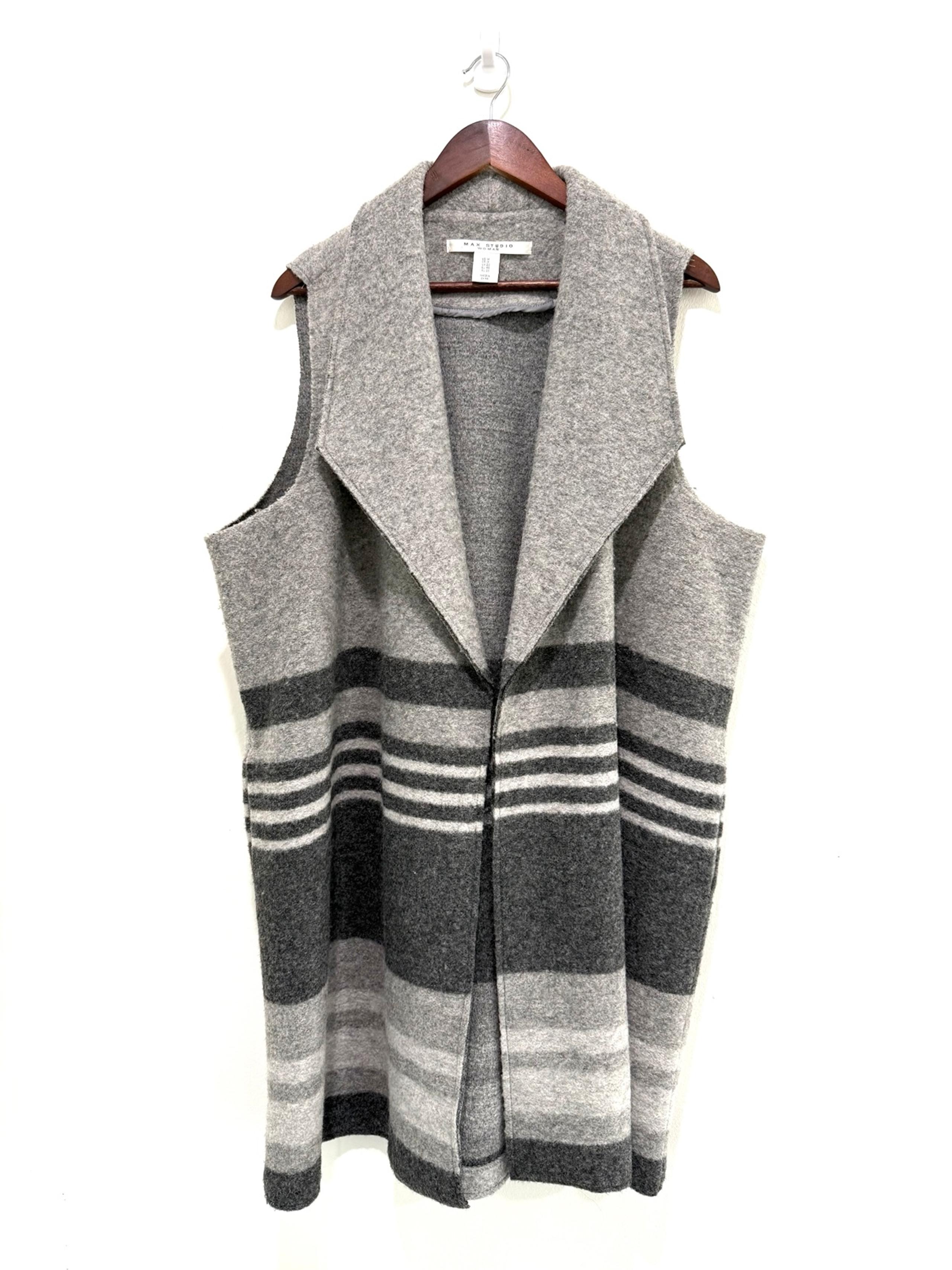 Max Studio Women’s Striped Gray Longline Wool Midi Cardigan Pockets Vest Size 1X
