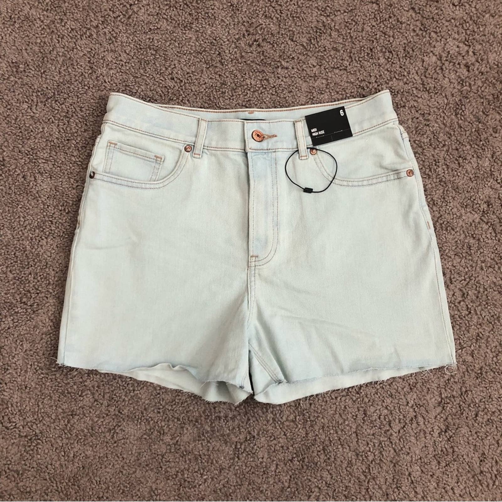 Express Shorts Womens Size 6 Midi High Rise