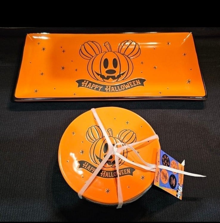 Disney's Mickey Mouse Halloween Black Orange Spiderweb 4 plates & Tray!