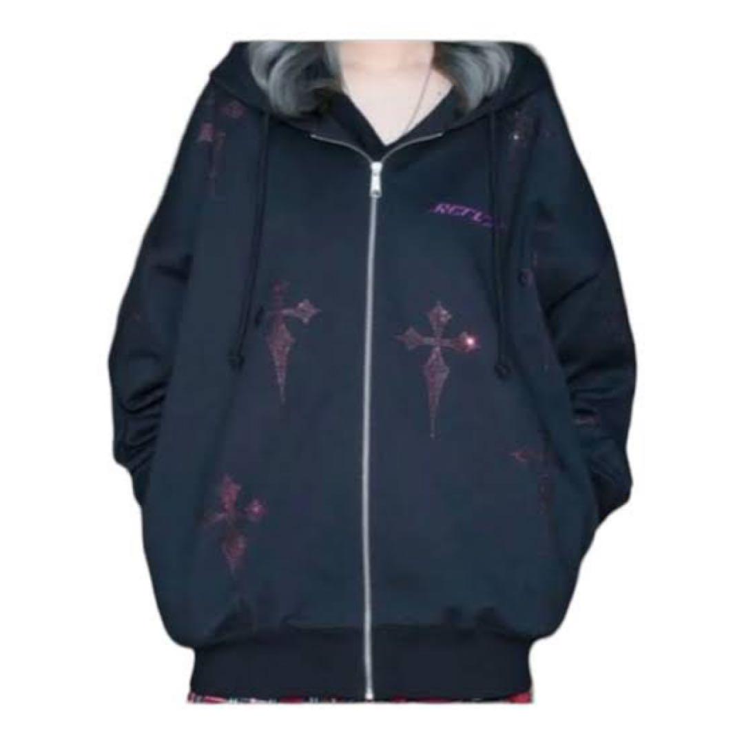 優れた品質 REFLEM【REFLEM】Rhinestone Cross Sleeve Long Print All-Over トップス