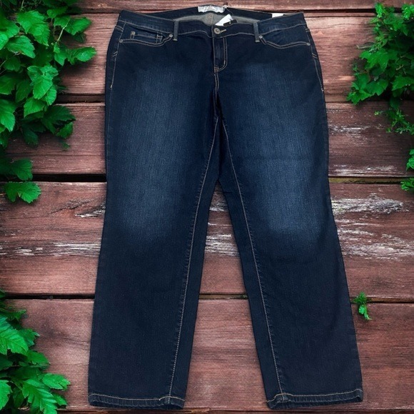 NEW Torrid Dark Wash First at Fit Denim Comfort Capsule Country Size 18R
