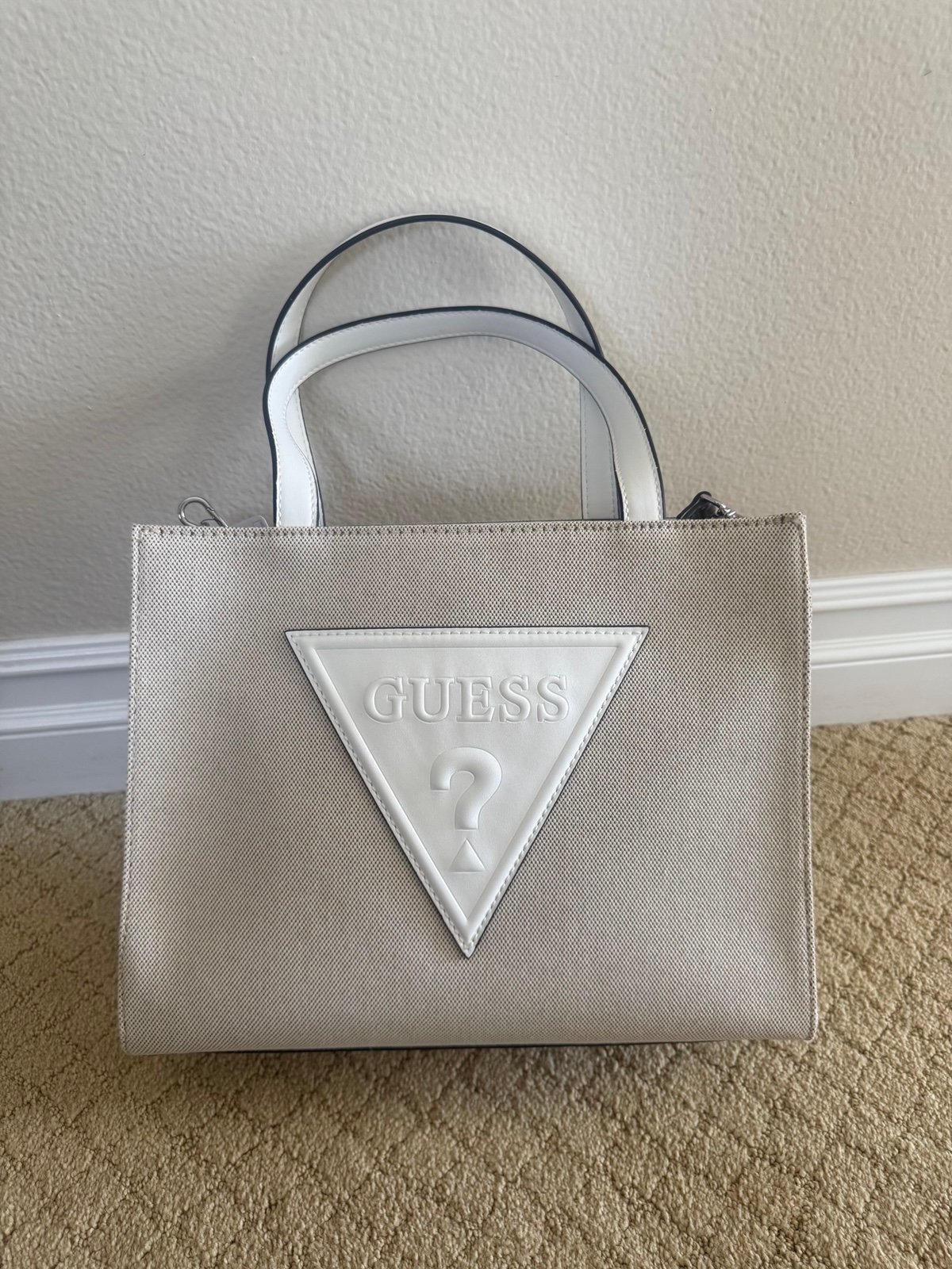 Guess Purse (New)