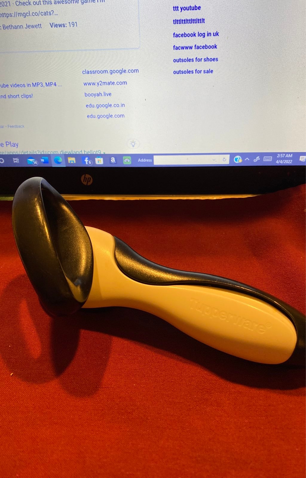 New tupperware can opener
