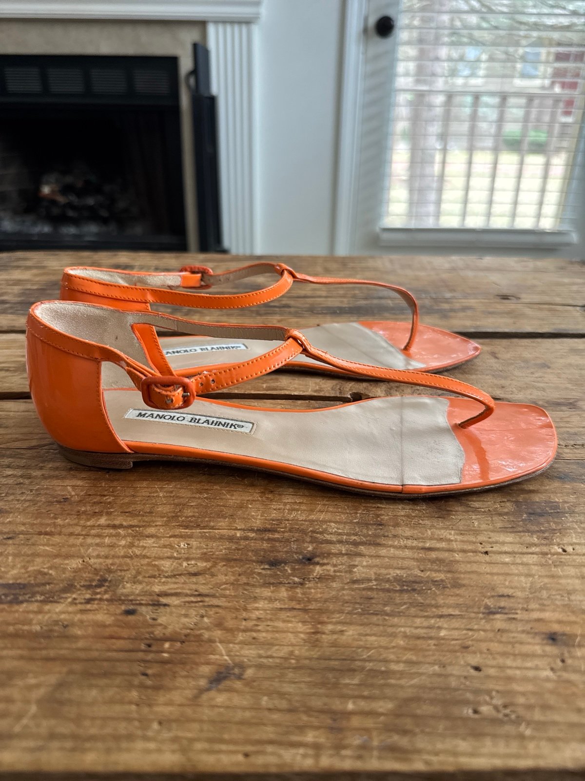 Manolo Blahnik 39 Orange Patent Leather T-Strap Flat Sandals