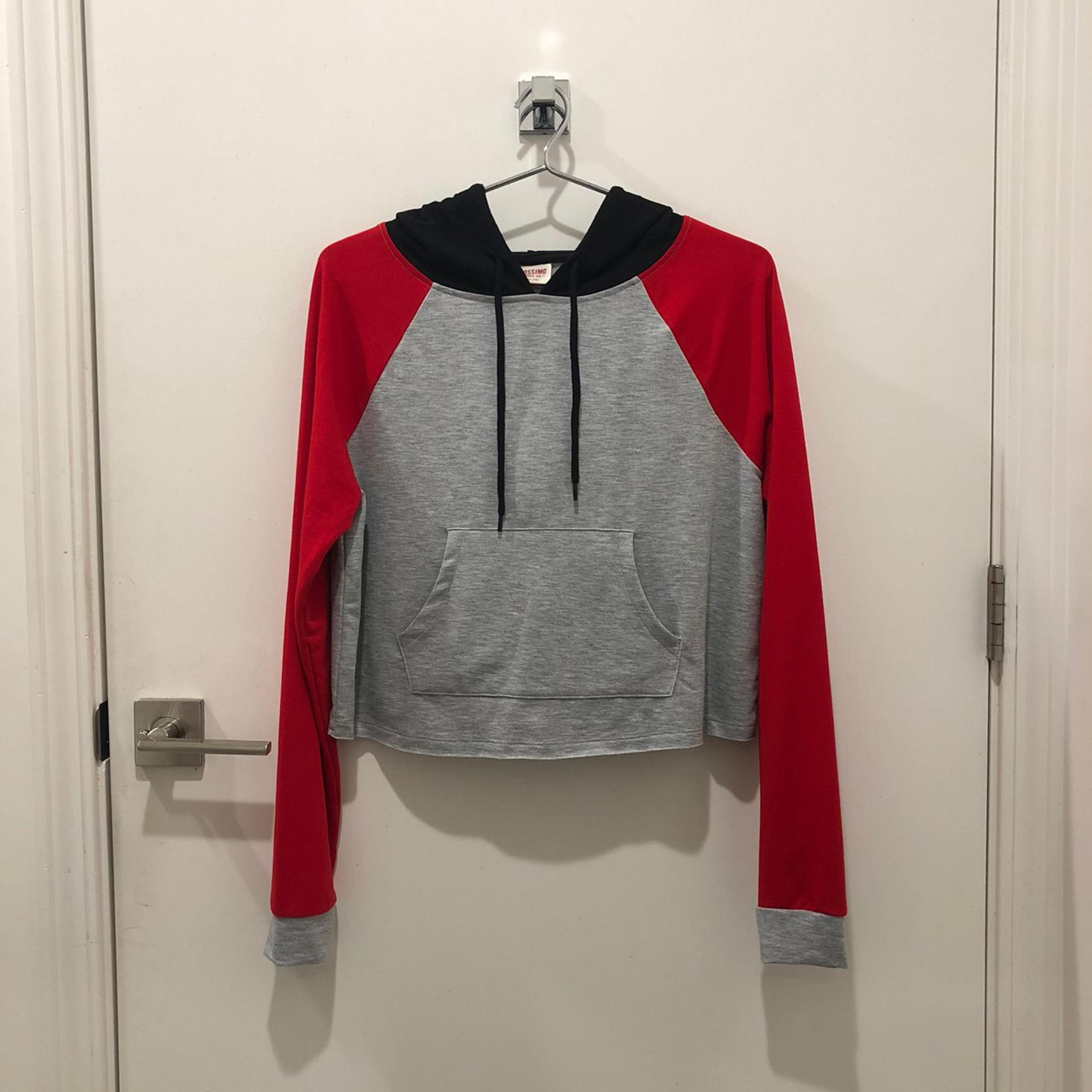 Athletic cropped hoodie (NEVER WORN)