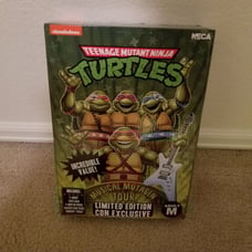 NECA TMNT SDCC Musical Mutagen Tour
