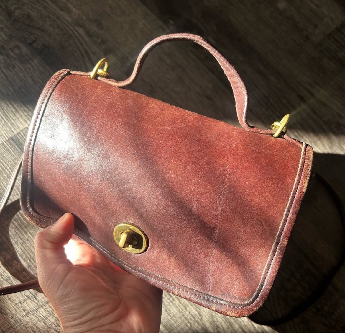 Vintage 1900 COACH Casino Crossbody Bag Genuine Leather