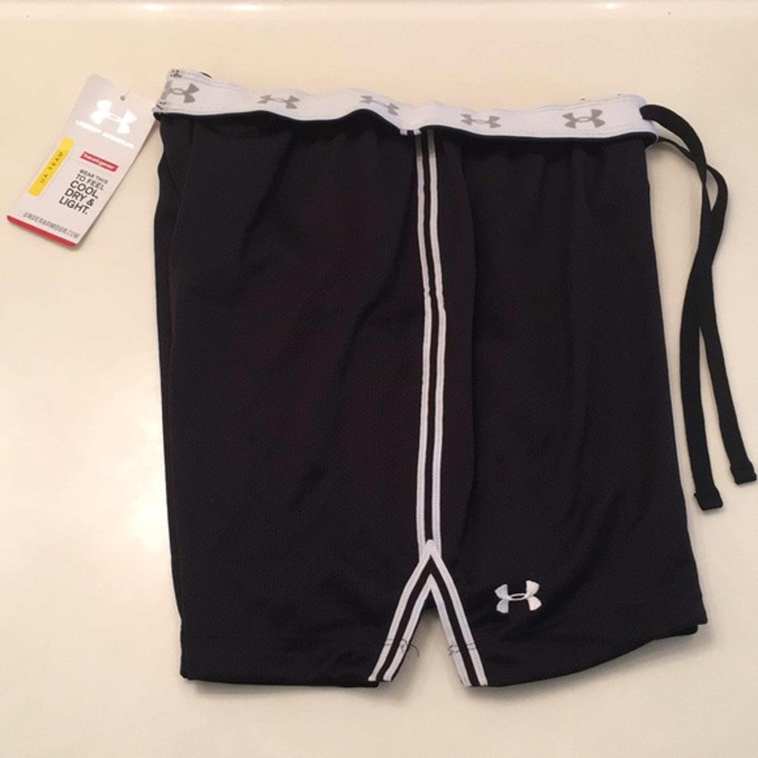 Under Armour women's shorts Bottom