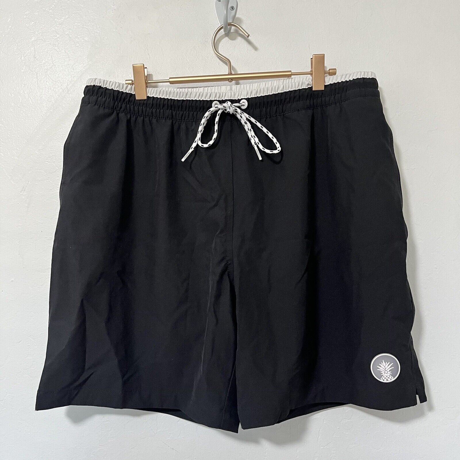 Chubbies The Capes 7” Swim Trunks Size XL Black Mesh Liner Vacation Resort NWOT