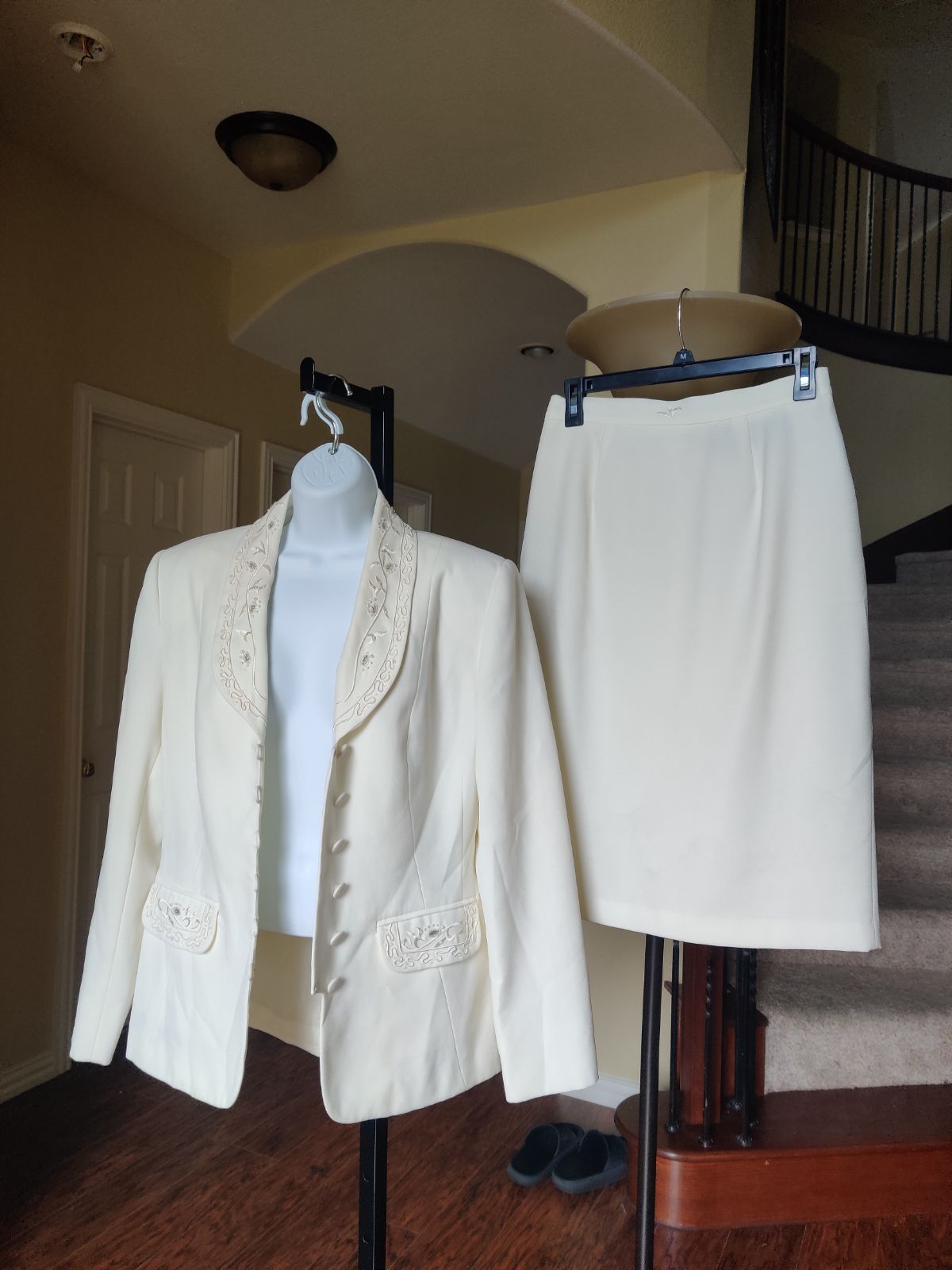 Sag Harbor 2pc Beaded/Embroidered Ivory