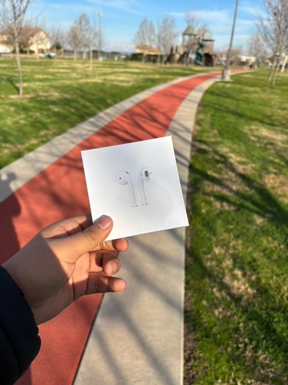 Apple AirPods