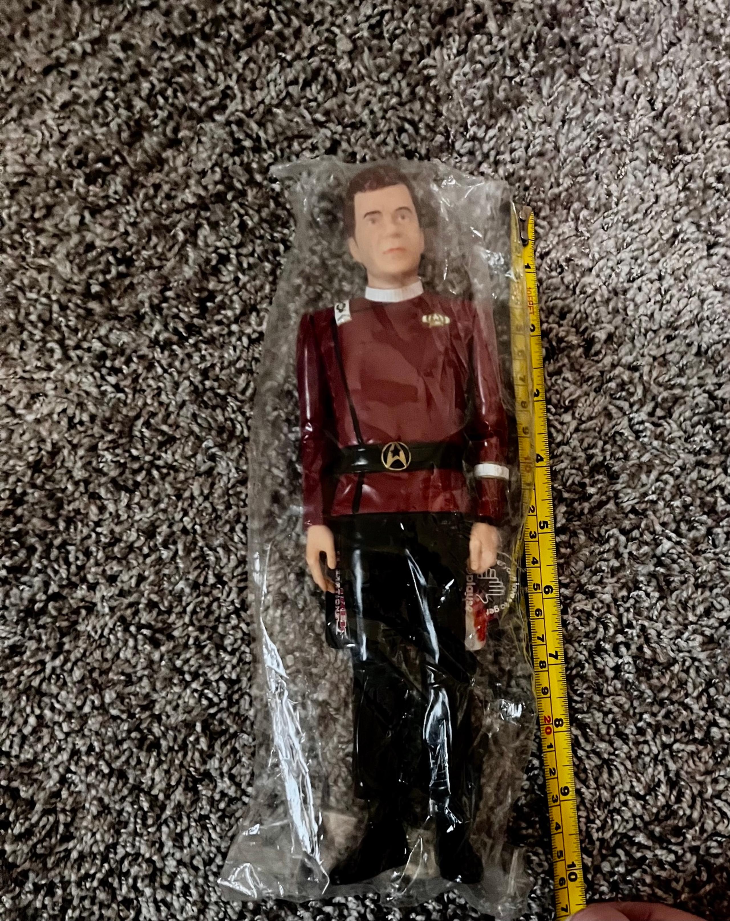 Vintage 1994 Star Trek Captain Kirk 10" Action Figure Applause NOS
