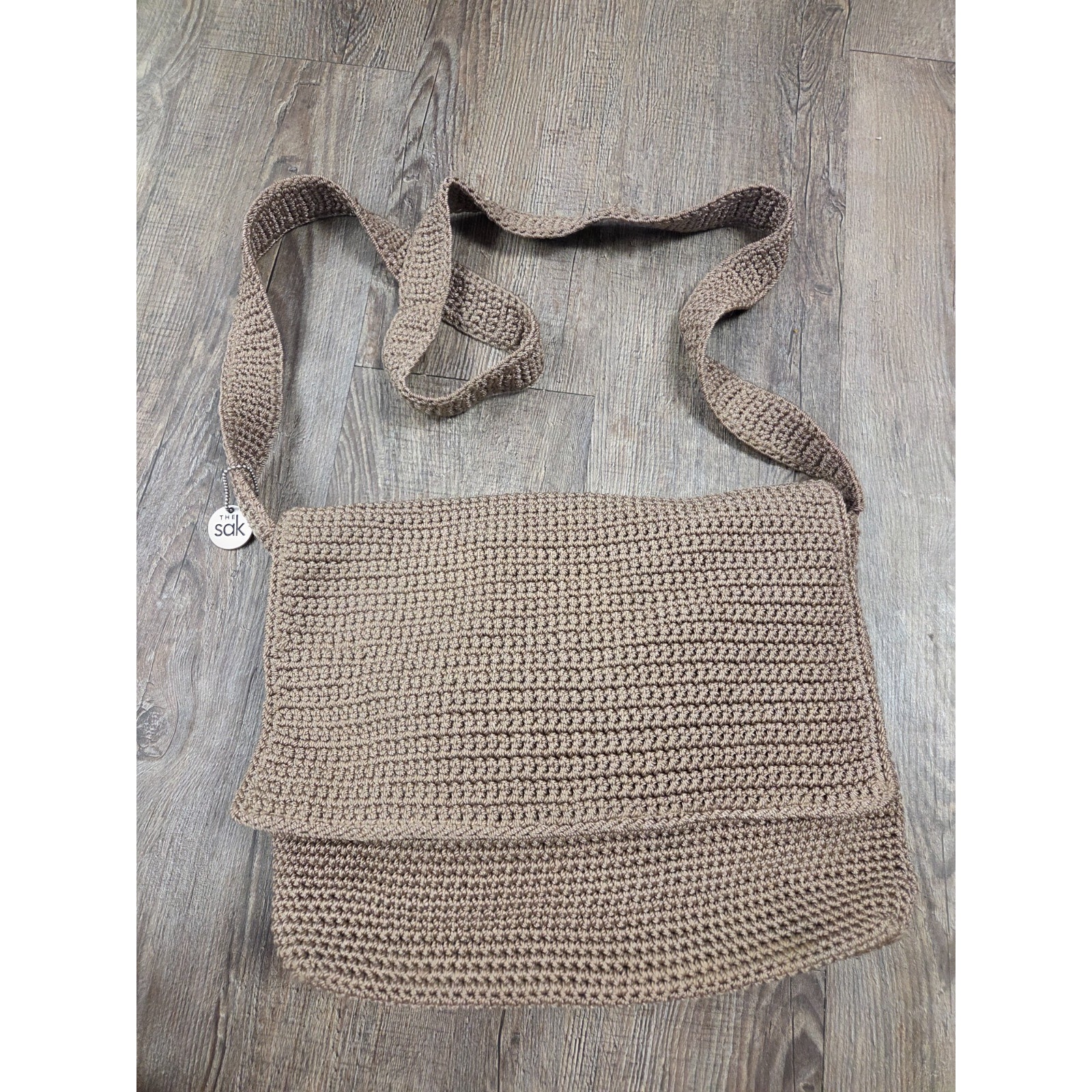 The SAK Bag Crochet Taupe Messenger Bag Flap Front Organizer pockets Purse Woven