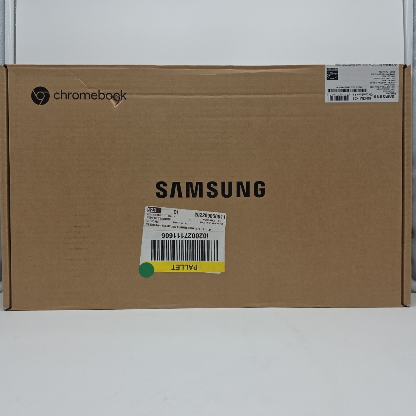 Samsung - 15.6" Chromebook - Intel Celeron - 4GB Memory - 128GB eMMC