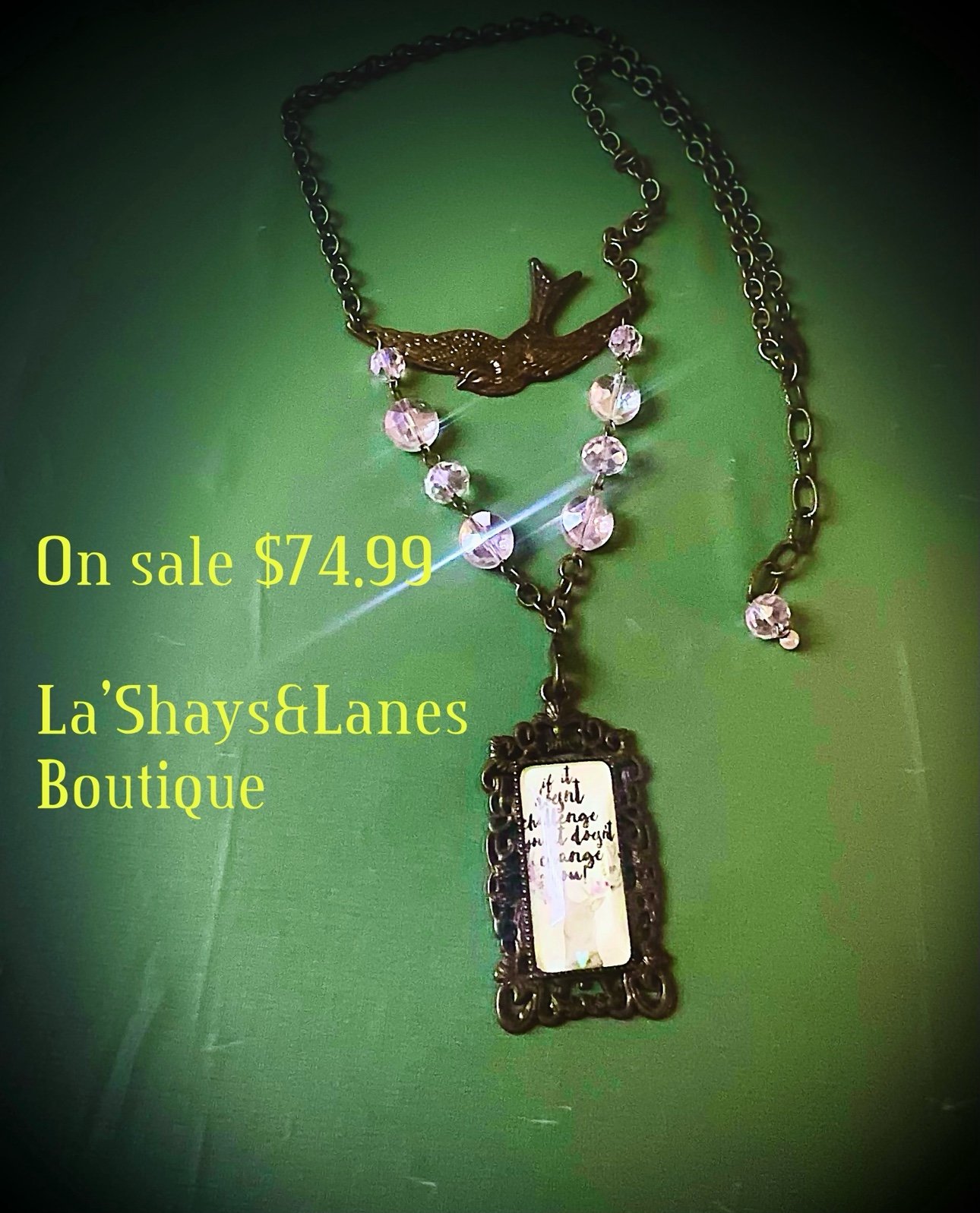Necklace vintage style