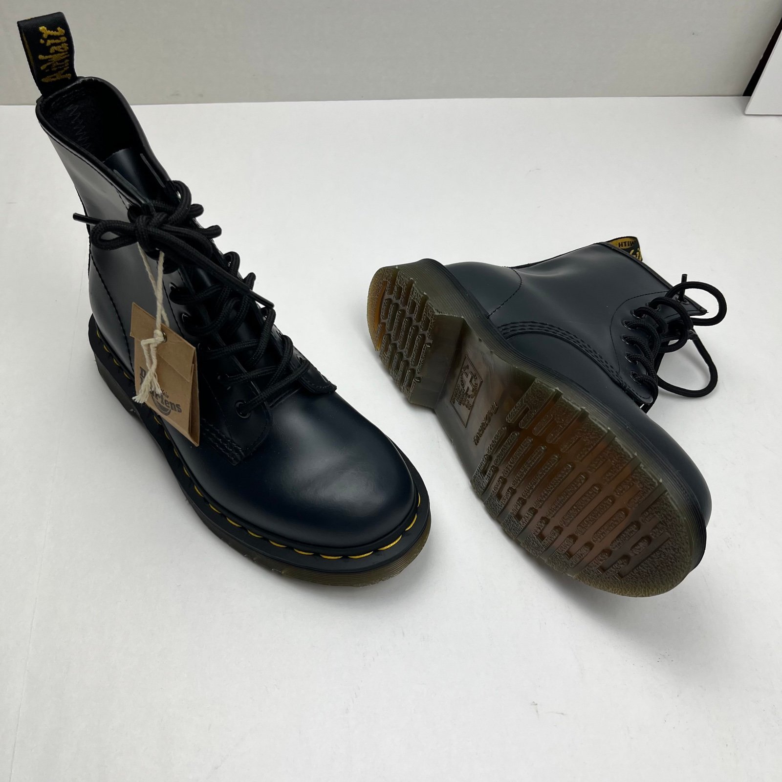 Dr. Martens Air Wair 11822 Smooth Leather Lace Up Boot Womens Size 5 Blue NEW