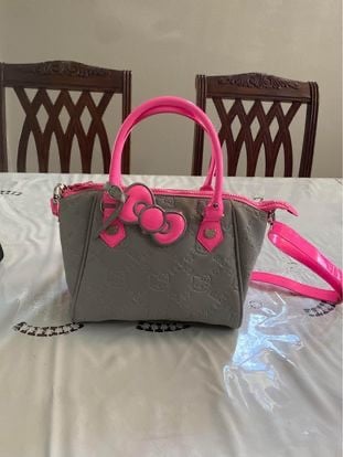 Hello Kitty handbag