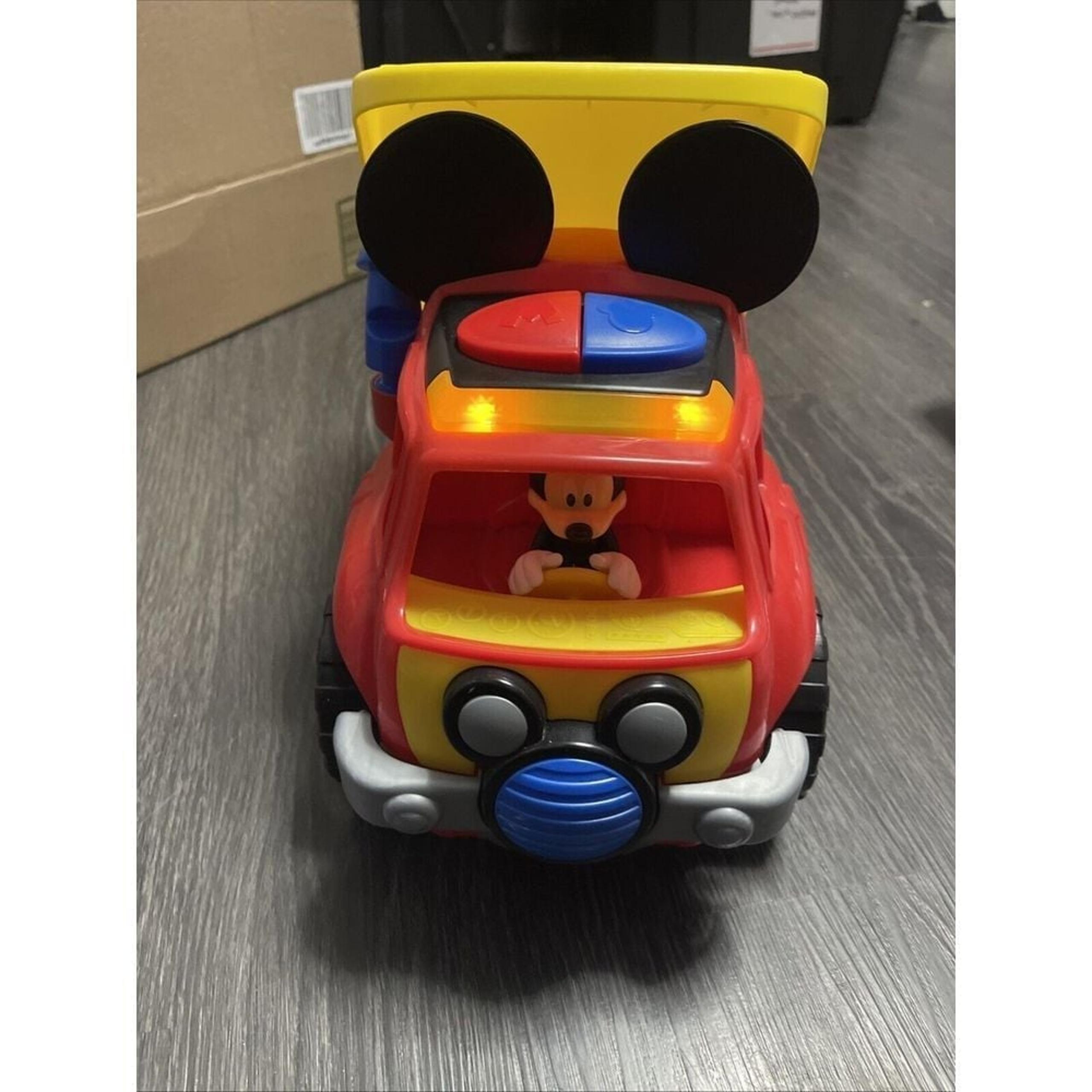 Mickey Mouse Wacky Wheeler Mickey Talking And Driving Dump Truck. Tested B-W