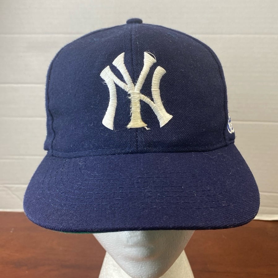 Vintage 1990s MLB New York Yankees World Series Champions Snapback Hat