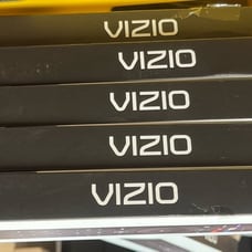 5 Vizio Remote Controls (tote 11*)