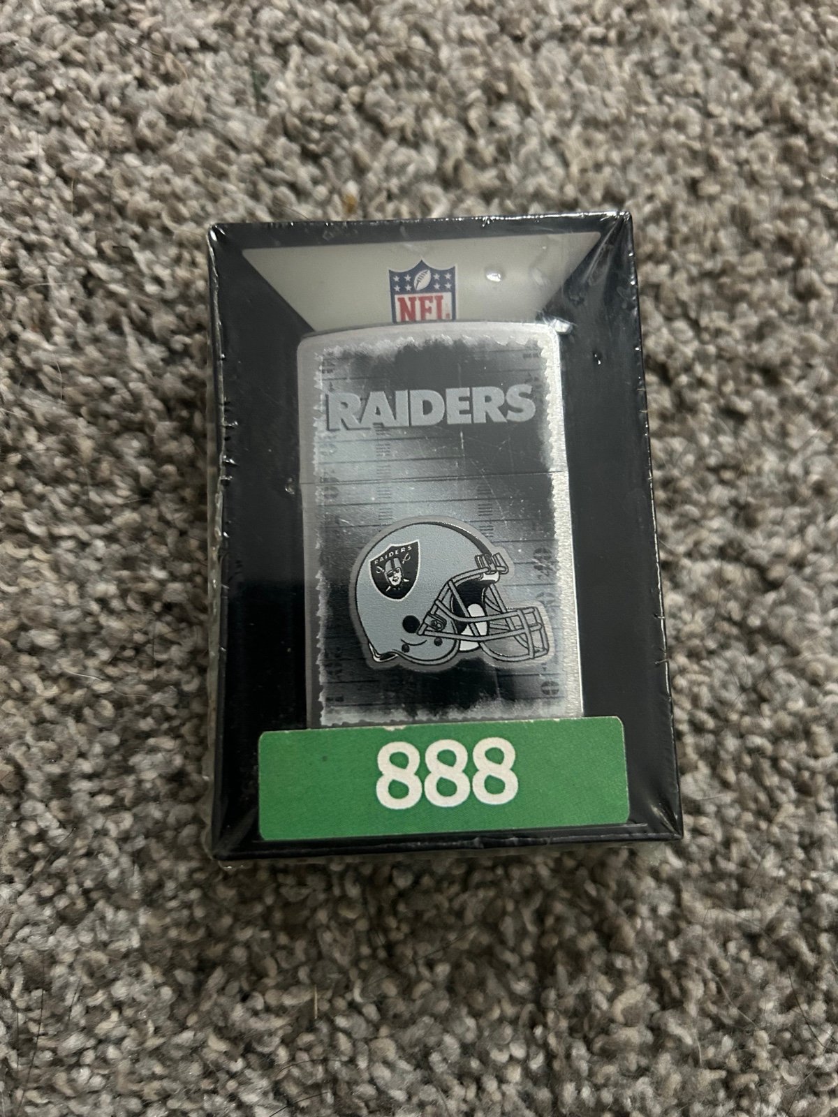 NFL Zippo Lighter Oakland Raiders Las Vegas New Sealed
