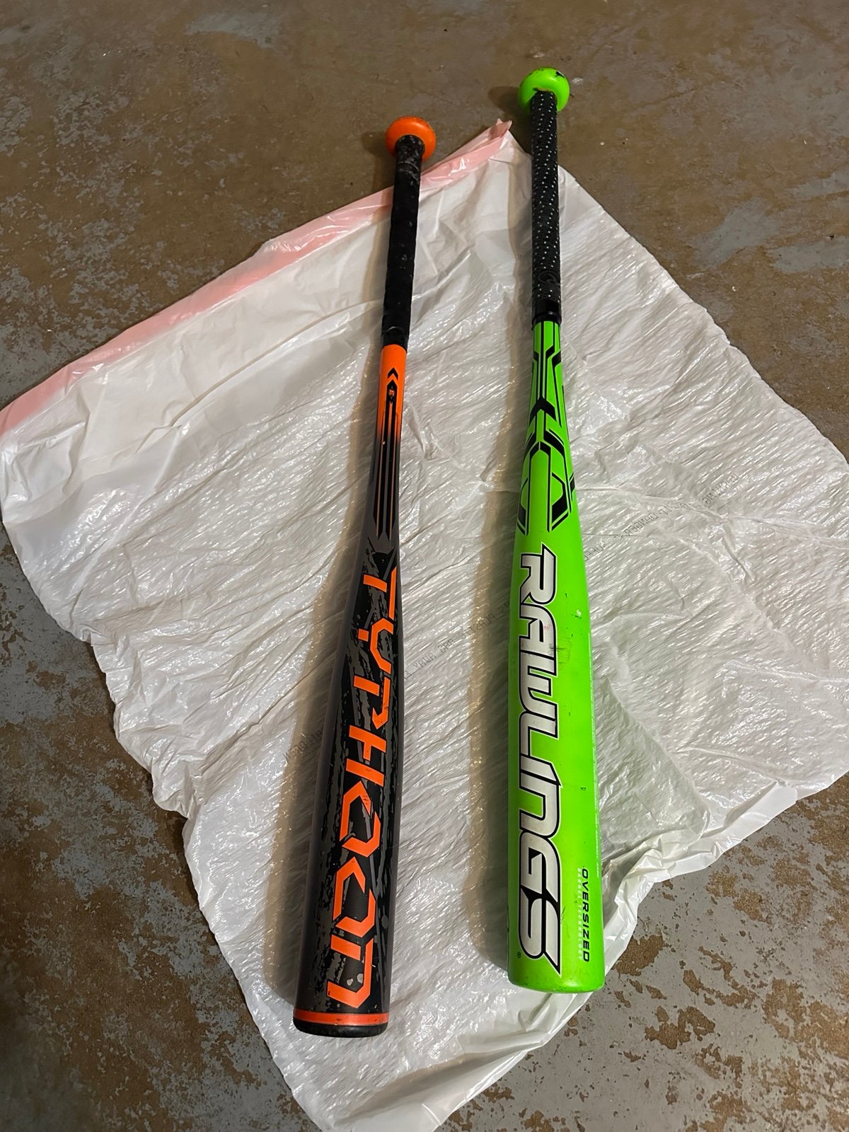 Set of 2 Baseball Bats