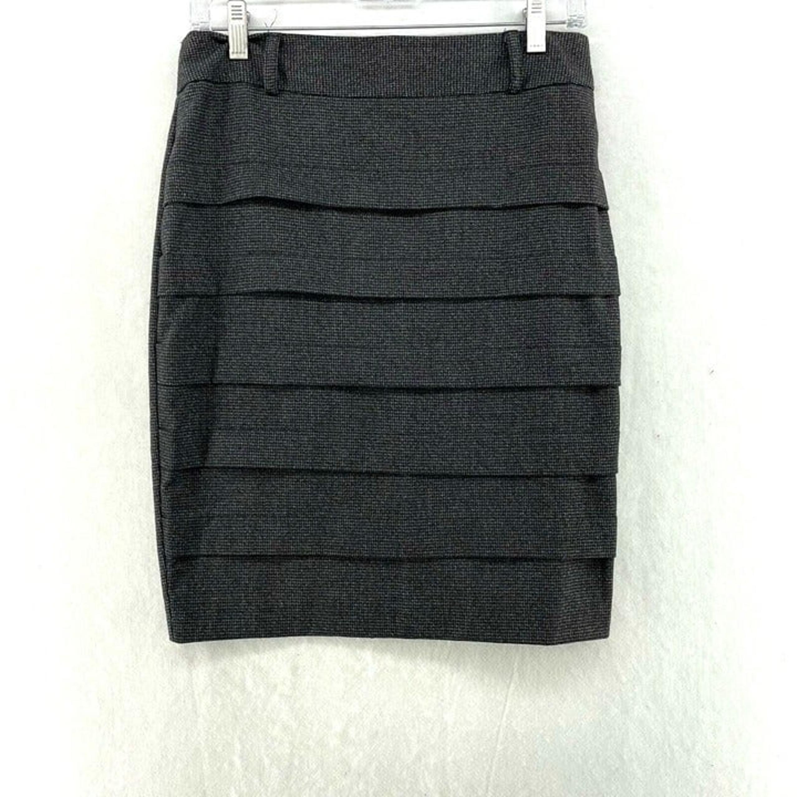BCX Pencil Skirt Sz 5 Black Gray Houndstooth Layered Tiered Back Vent Stretch