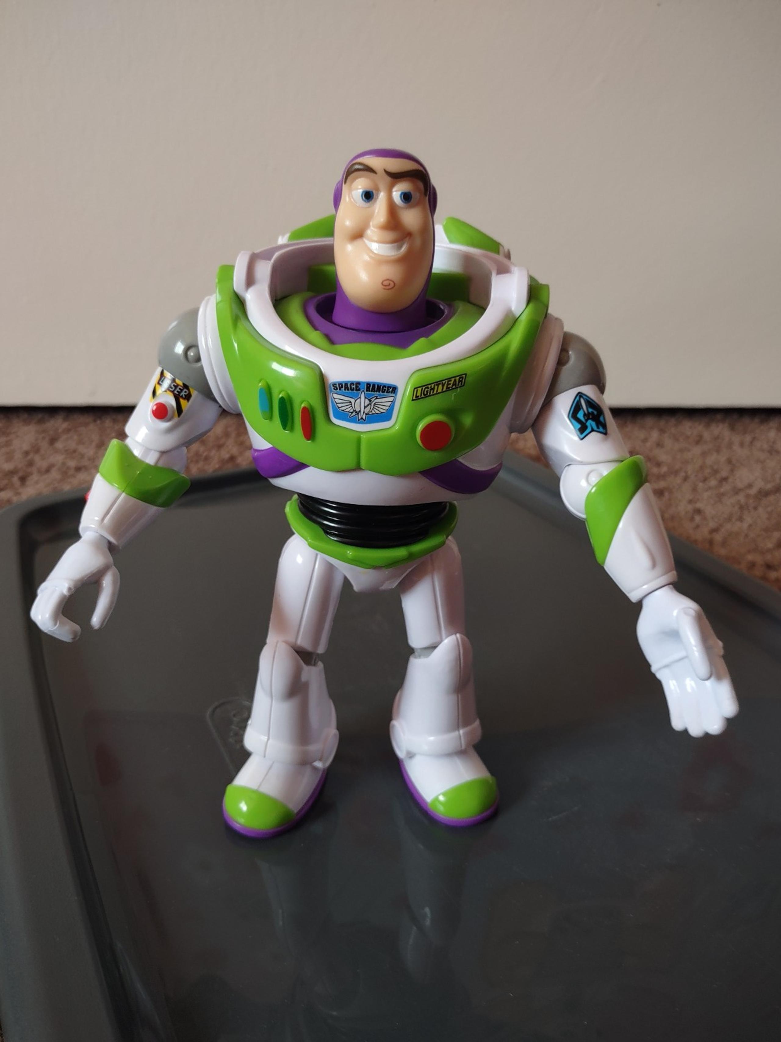 Disney Pixar Toy Story Buzz Lightyear 8" Poseable Action Figure 2017 Mattel