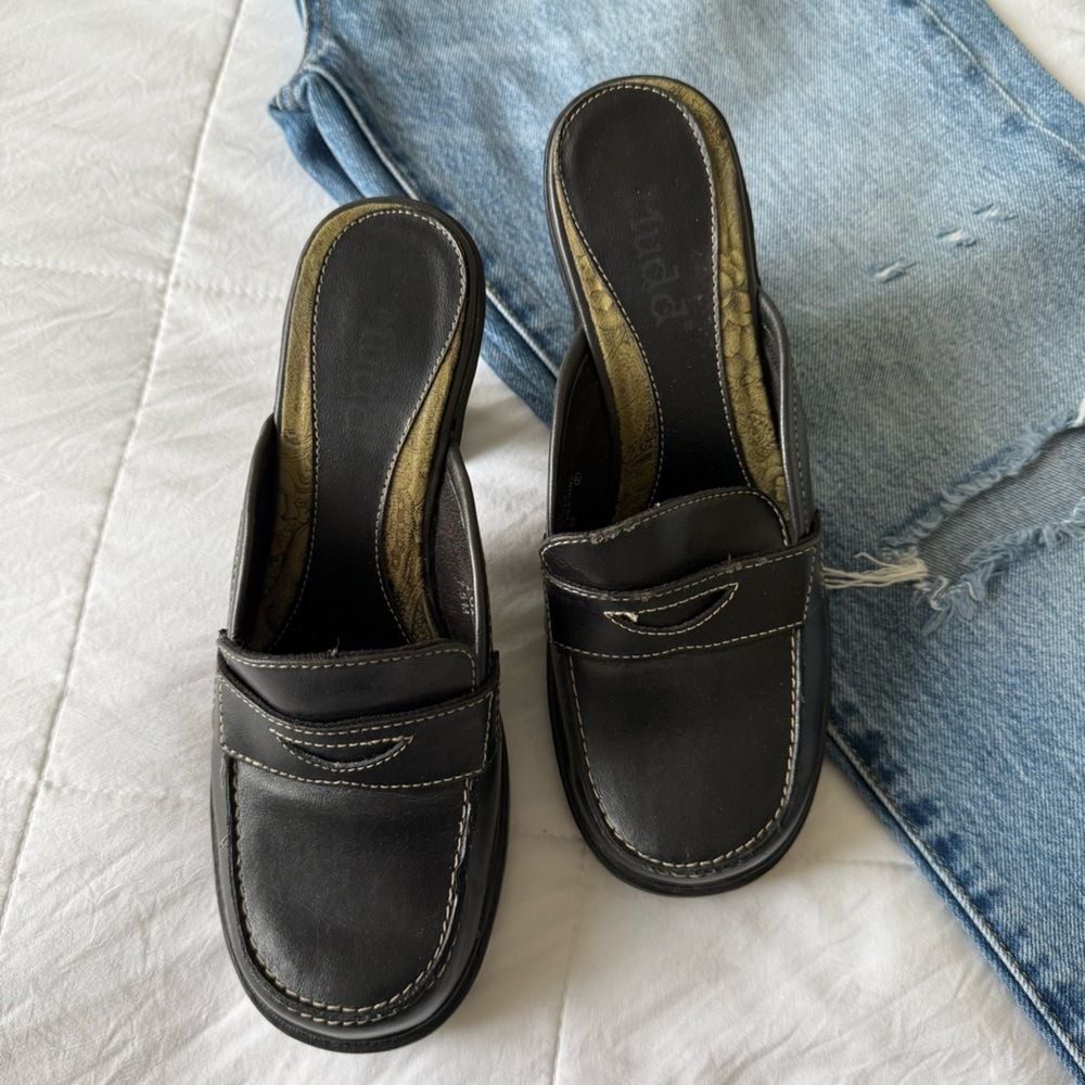 Mudd Black Penny Loafer Style Heels Size 7.5