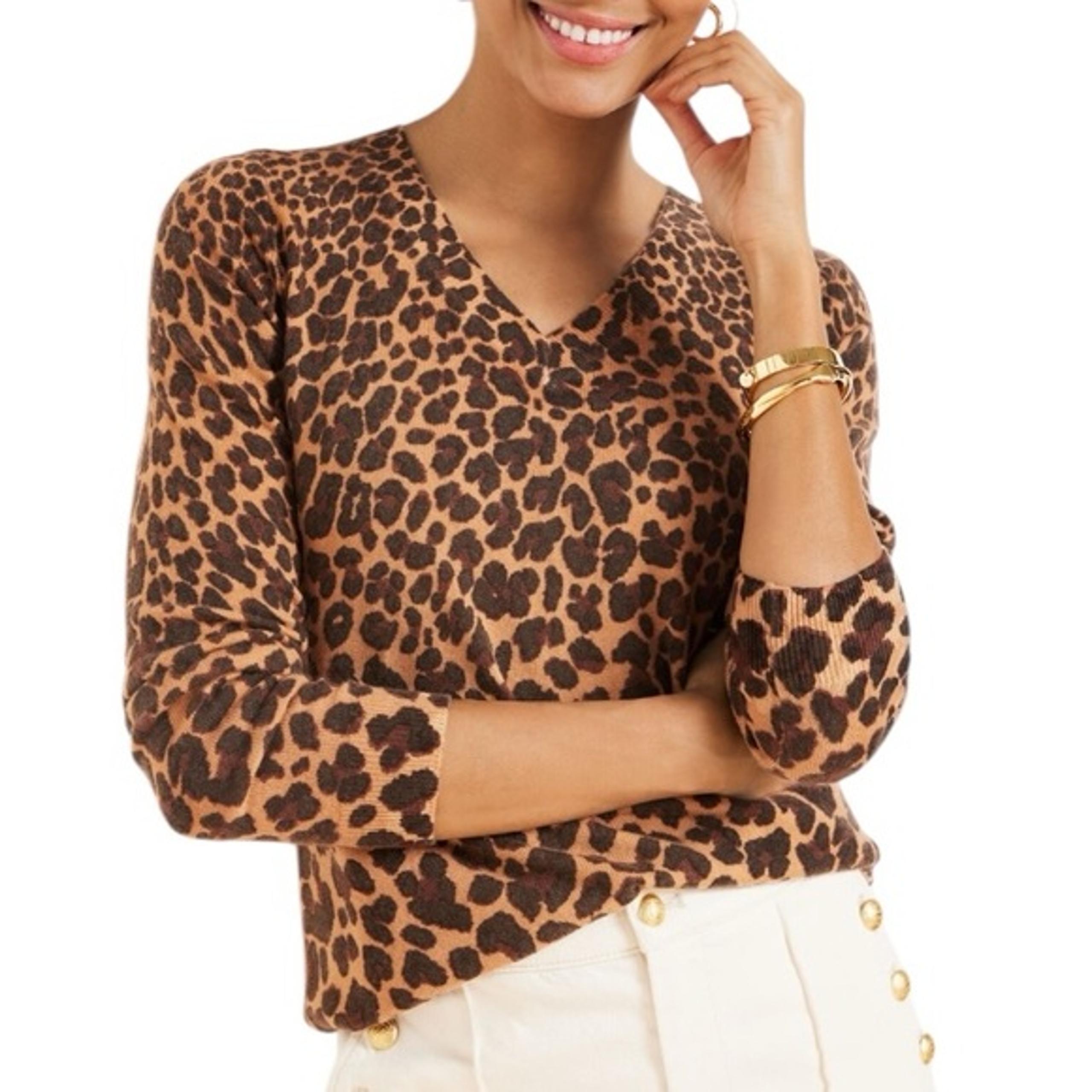 100% Pure Cashmere Leopard Print V-Neck Sweater Women’s Size Large - Talbots