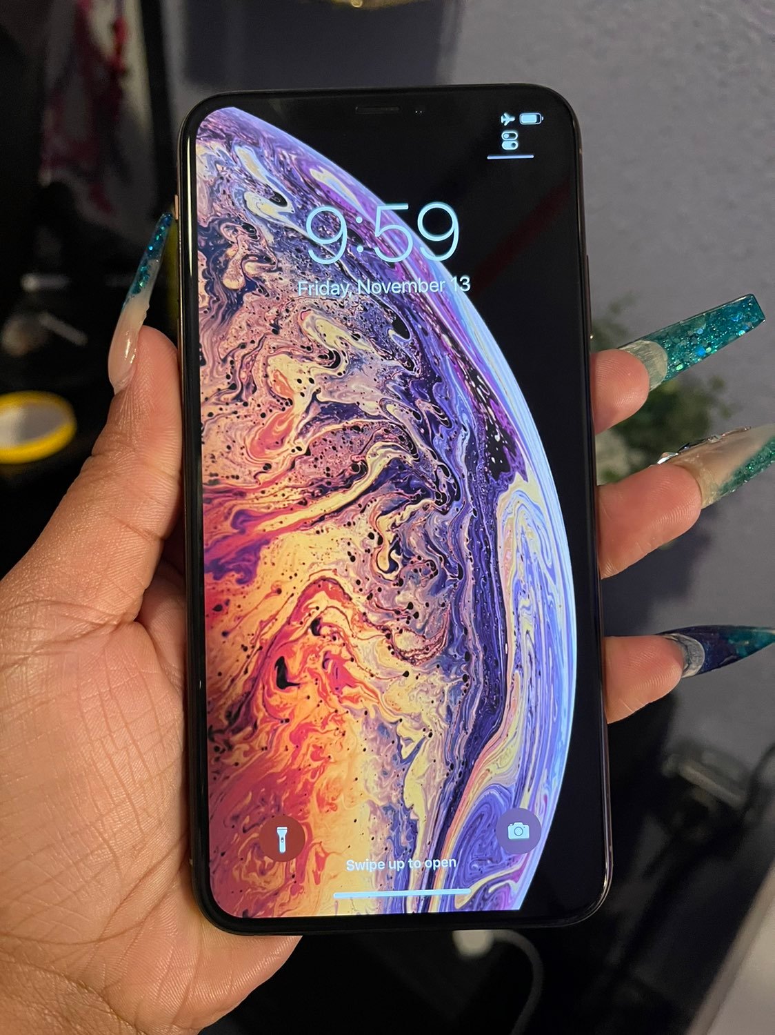 iPhone XS Max Gold 64 gigabytes Verizon