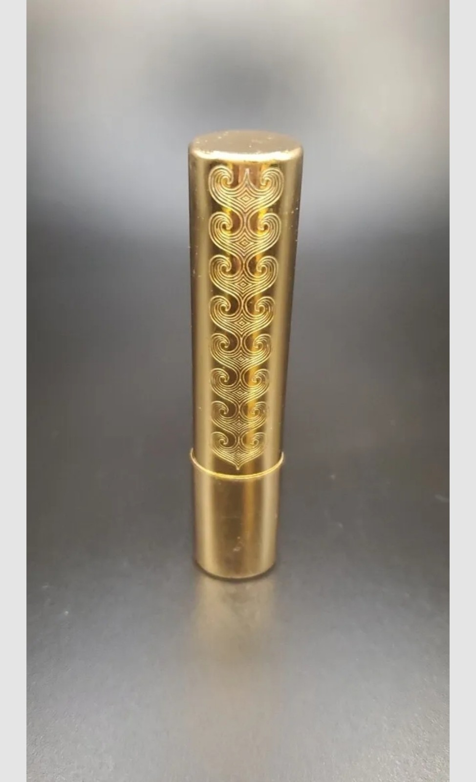 Vintage Collectable Dorothy Gray Etched Oval Lipstick Tube Gold Tone Retractable