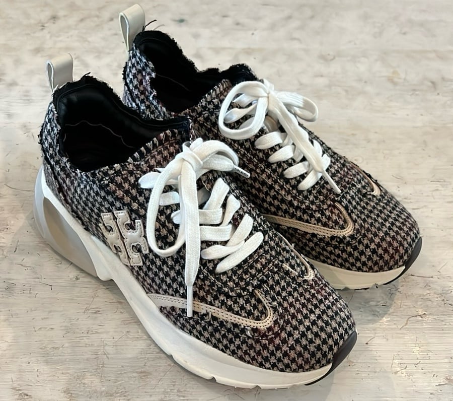 Tory Burch KICK TRAINER SCOTTS HOUNDSTOOTH - HOUNDSTOOTH | size 8