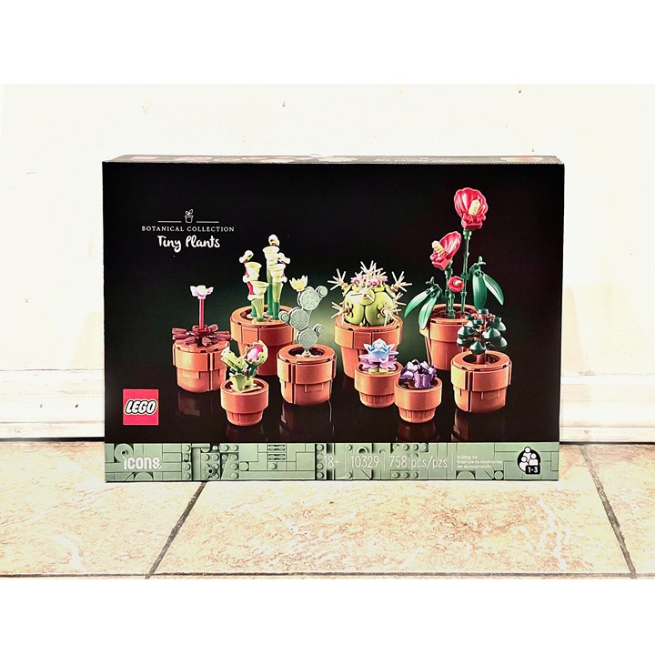 LEGO Icons Botanical Collection 10329 Tiny Plants NIB Sealed in Hand